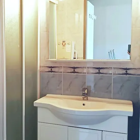 Cosy Idéal Couple Avec Cuisine&wifi * La Ciotat